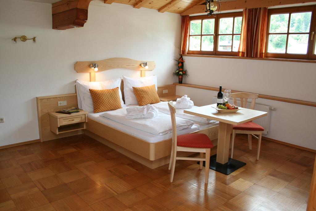 Hotel Alpenrose Muehlbach Am Hochkoenig 객실 사진